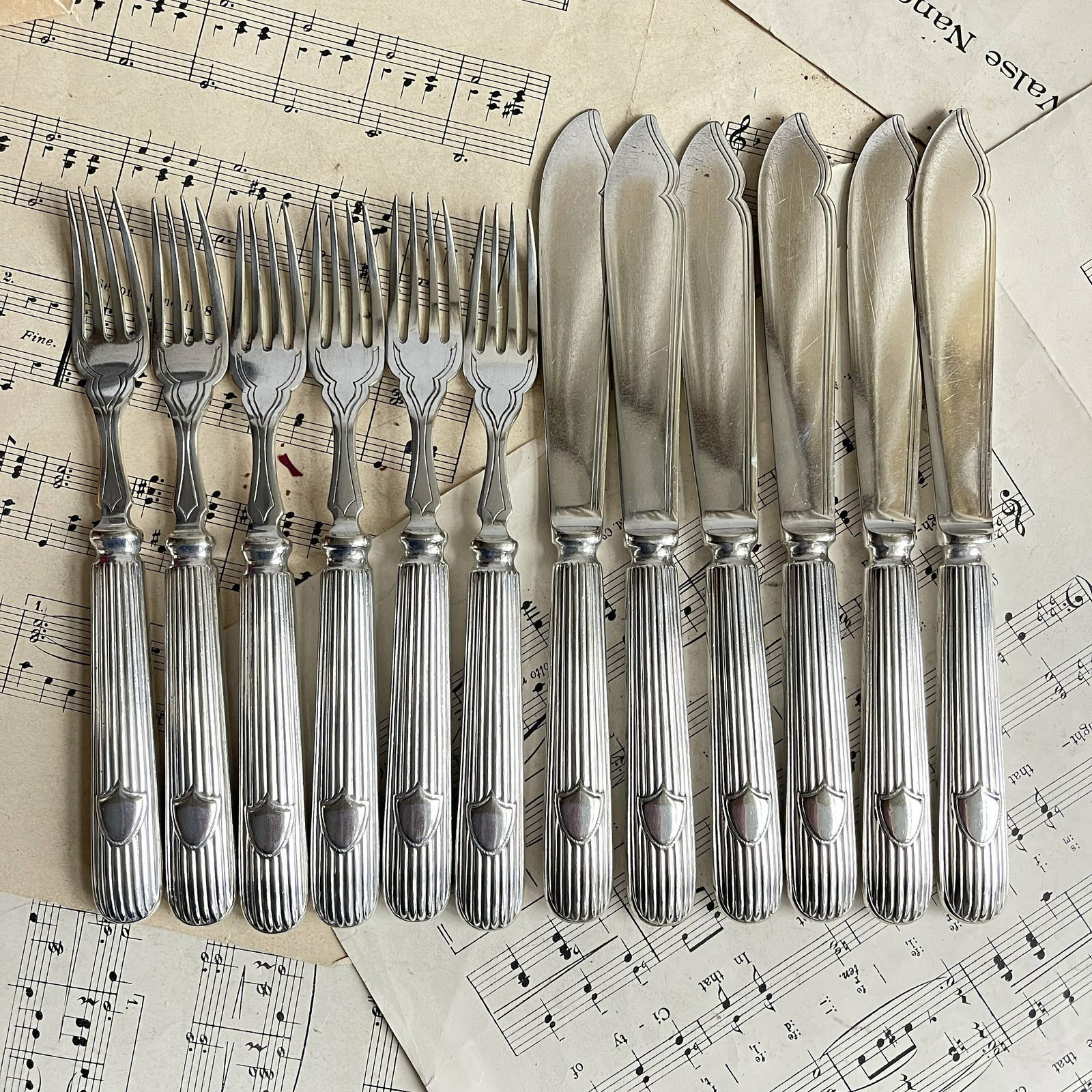 Vintage Fish Cutlery Silver Plated   Reed Pattern   Set Of 6 Flatware   Food Photography Props   Atkin Brothers Sheffield