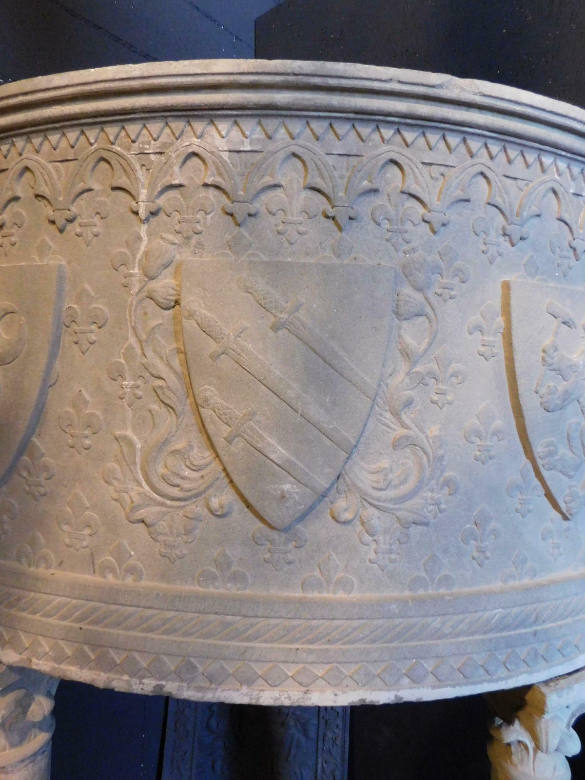 Corner Huge Fireplace In Serena Stone, Carved With Coats Of Arms, Tuscany photo Home Fixtures