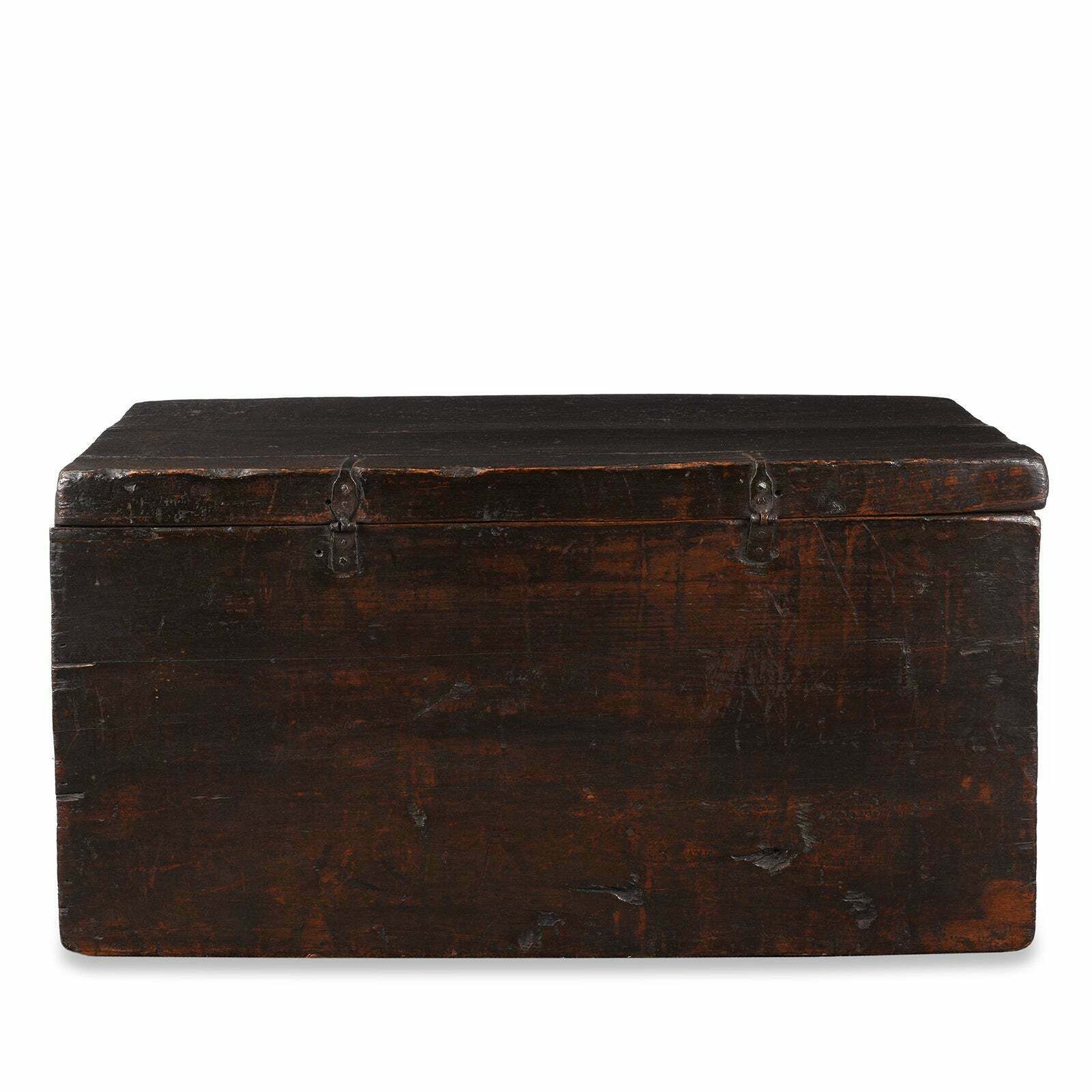 Antique Painted Tibetan Chest, 19th Century photo vinterior