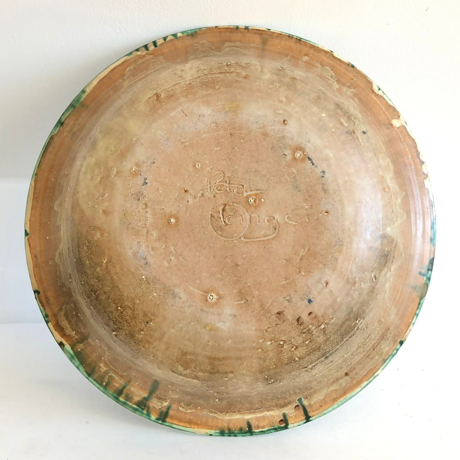 Danish Mid Century Large Fine Art Ceramic Bowl In Beautiful Glaze With Green Edge And Black Decoration   Made By Peter Lange, Lange Keramik photo vinterior