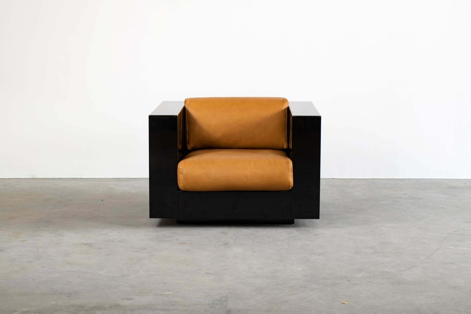 Massimo & Lella Vignelli Black Saratoga Living Room Set By Poltronova 1960s photo vintage