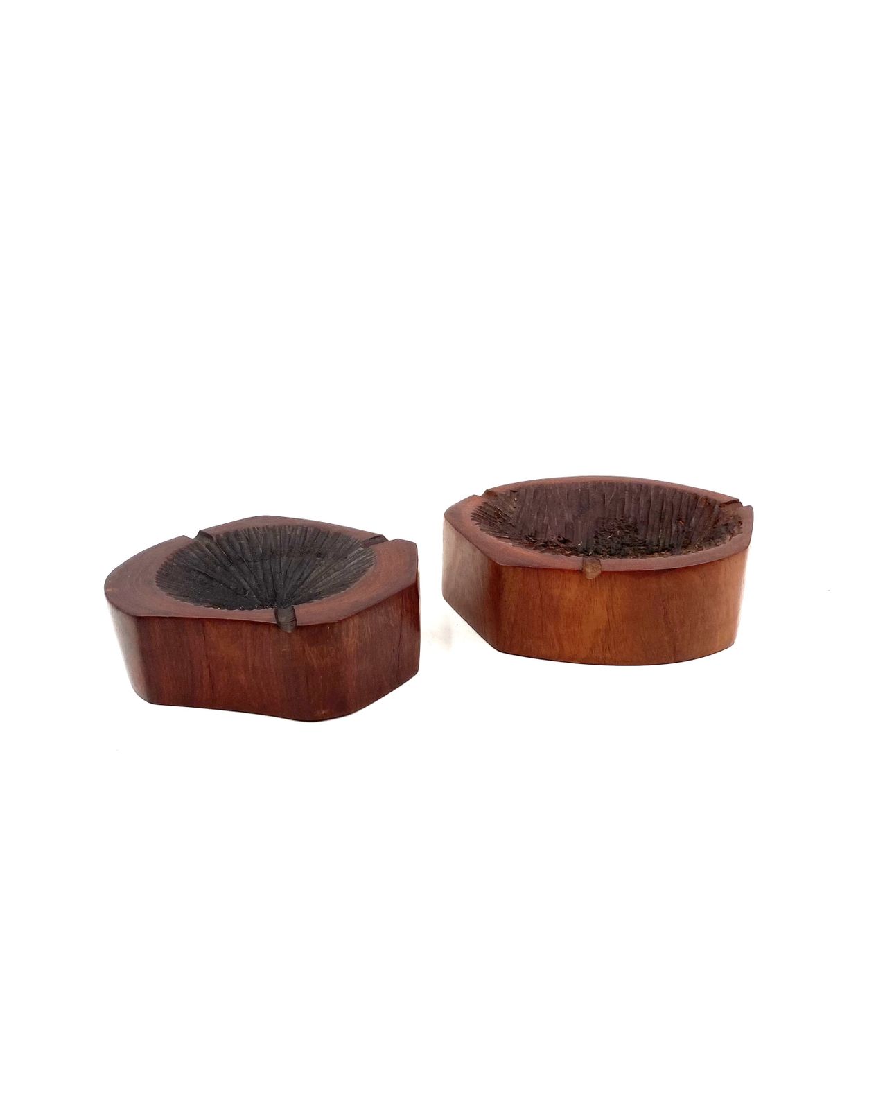 photo furniture Organic Modern Set Of 2 Wood Ashtrays, France 1970s