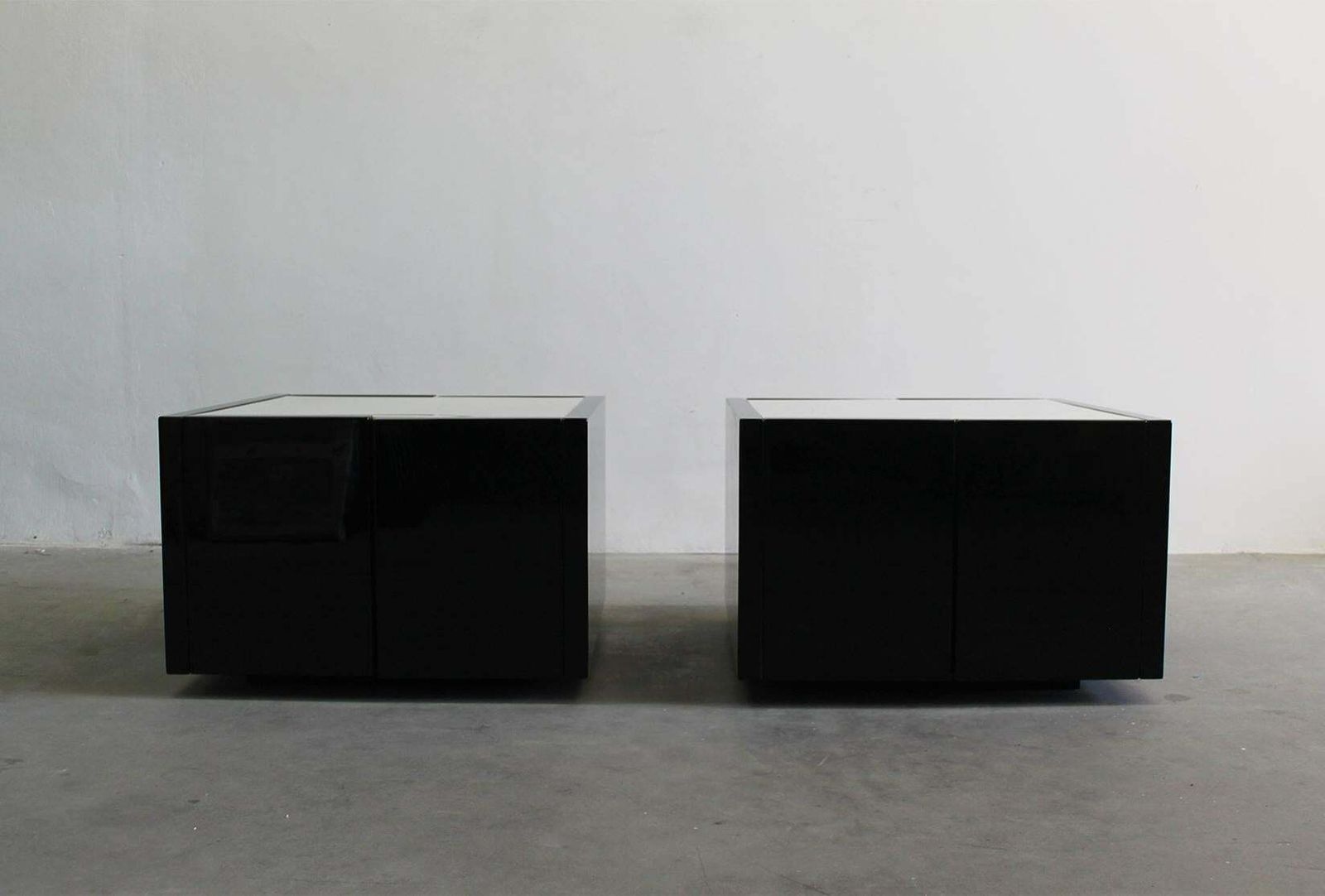 Massimo & Lella Vignelli Set Of Two Black Saratoga Bar Cabinet By Poltronova photo buy