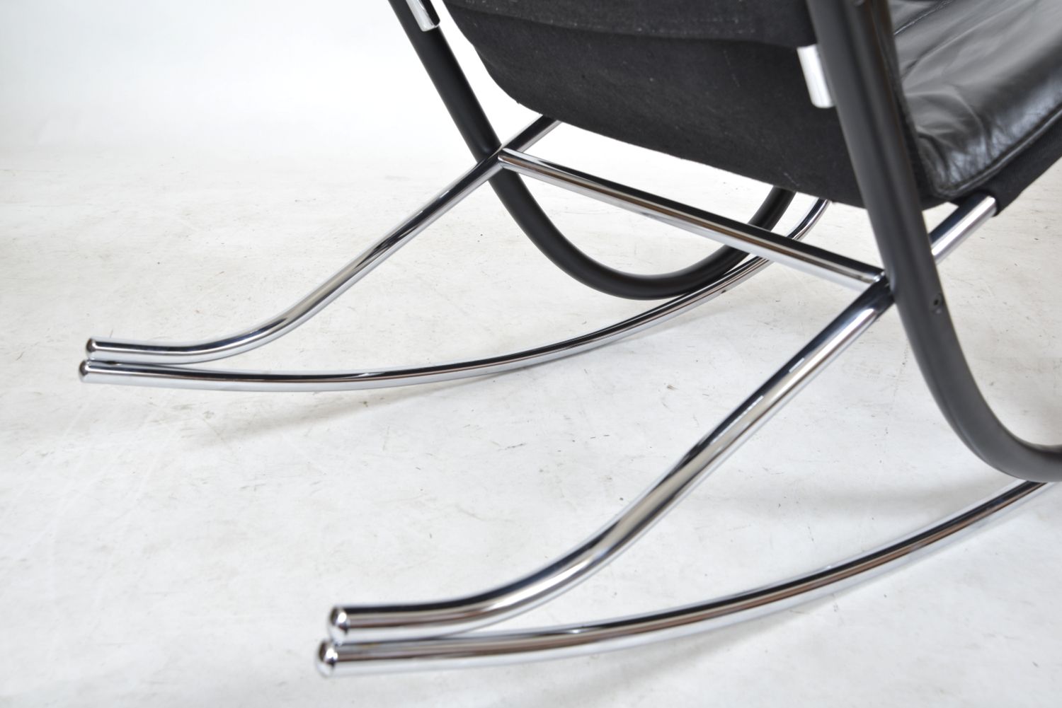 1970s Paul Tuttle Nonna Rocking Chair For Strässle International, Switzerland Rocker Chrome Leather photo vintage