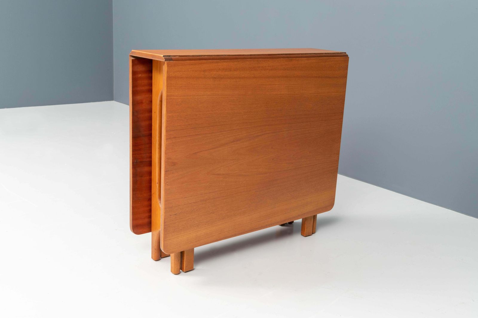 Sculptural Dining Table With Two Drop Leaves In Teak, Denmark, 1960's photo 2325.0