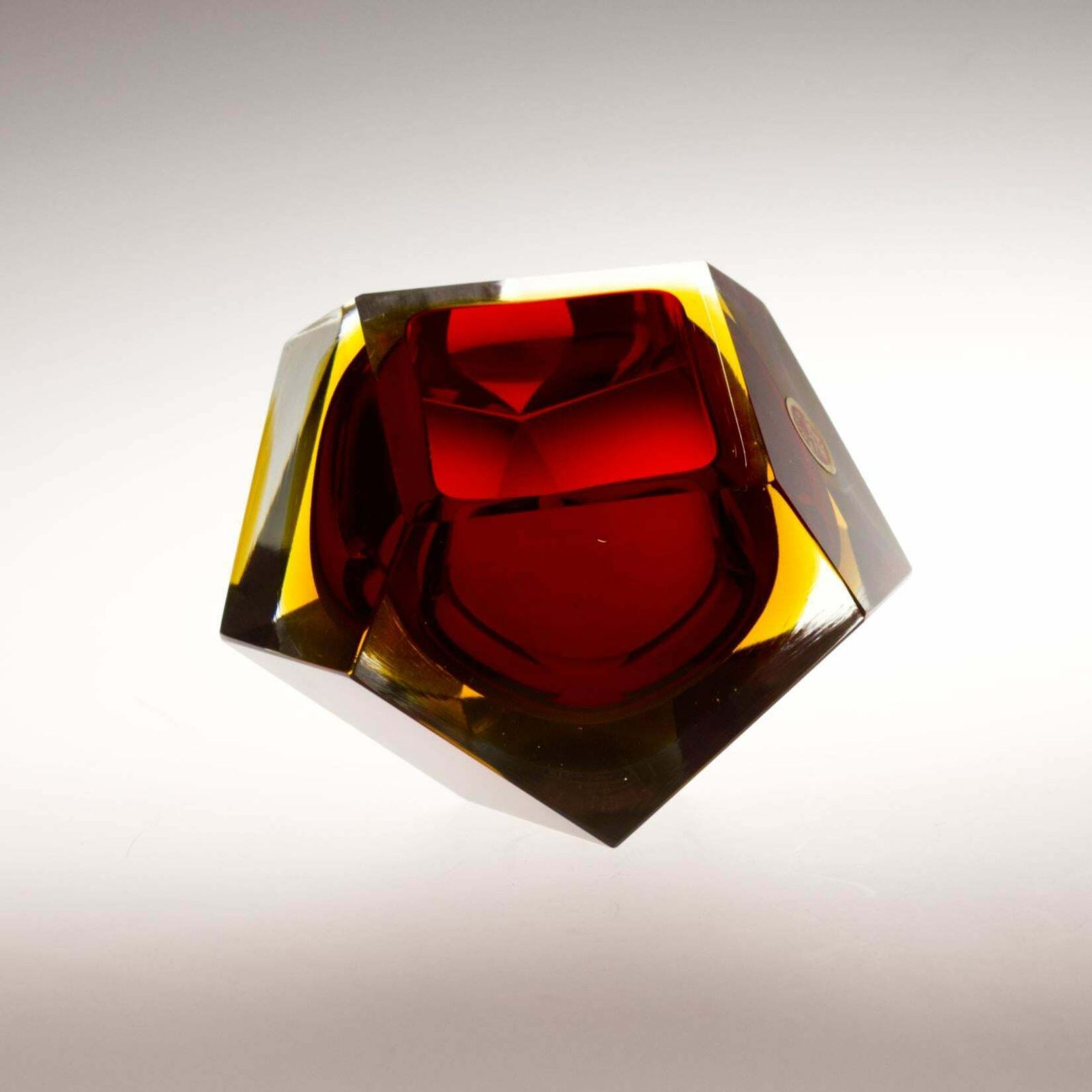 Murano Sommerso Red Faceted Glass Bowl By Flavio Poli 1960´S photo vinterior
