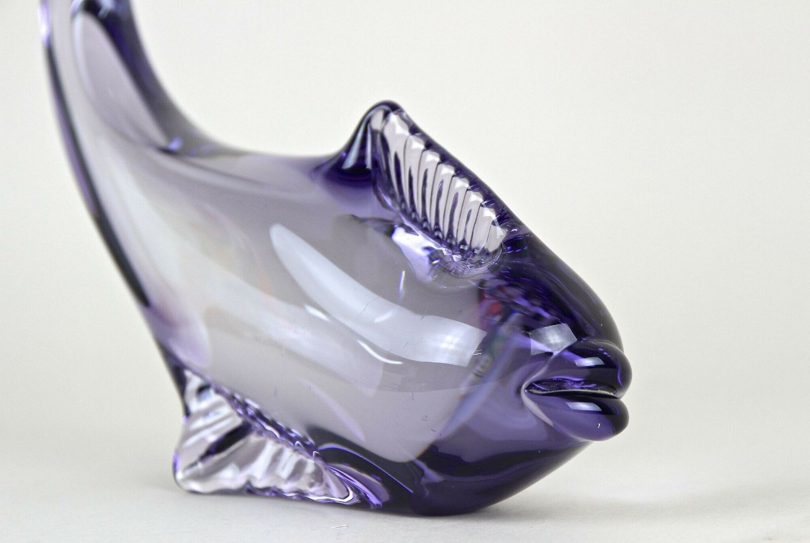 photo vintage Contemporary Purple Murano Glass Fish, Italy Circa 1970