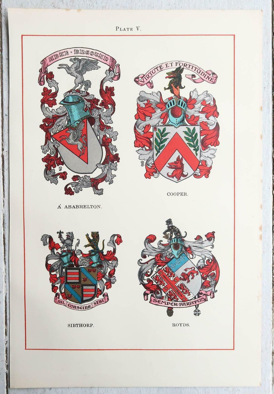 Set Of 12 Antique Prints Of English Family Coats Of Arms. C.1900 photo vinterior