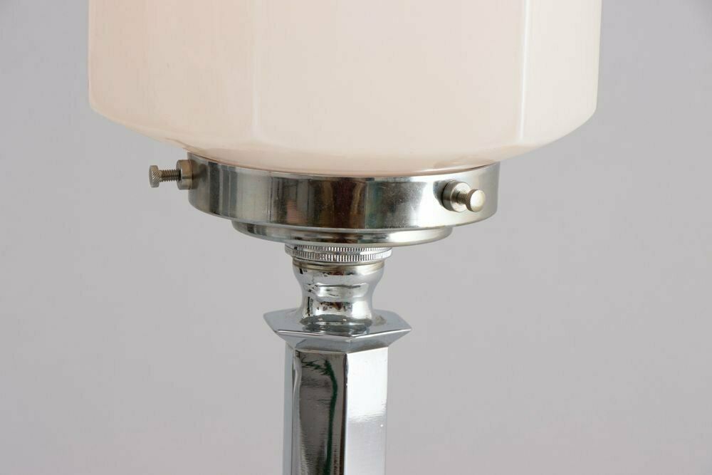 Art Deco Table Lamp On Chrome Base With Pyramid Shade, British C.1930 photo 650.0