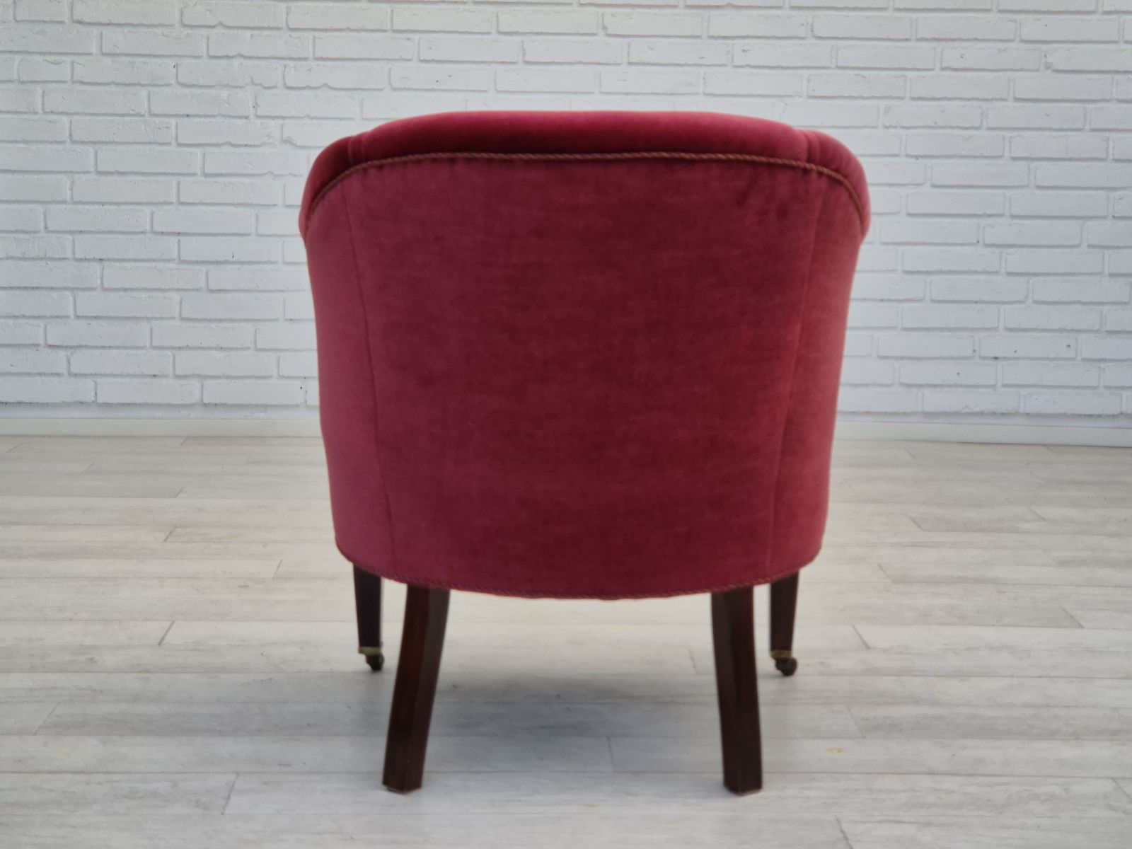 photo vinterior 1950s, Danish Lounge Chairs, Original Condition, Furniture Velour, Ash Wood Legs.