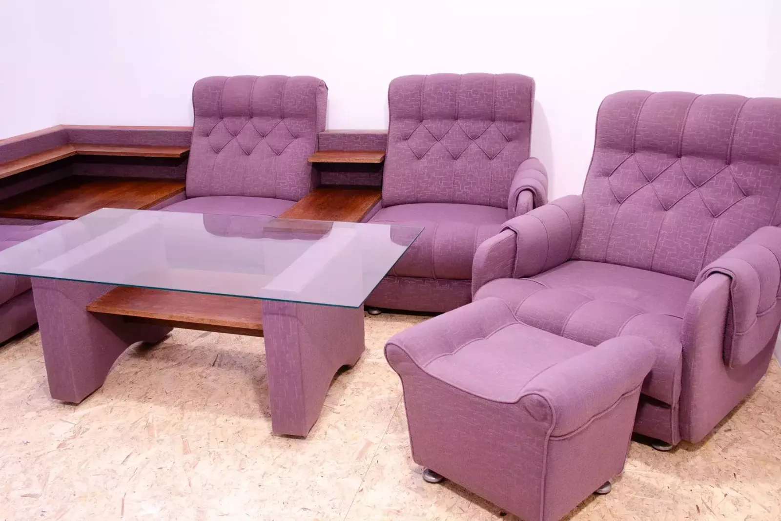Eastern Bloc Vintage Living Room Set, Czechoslovakia, 1980´S photo 771.0