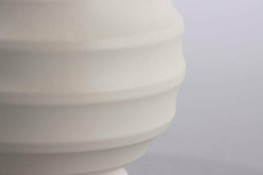 Art Deco Keith Murray For Wedgwood ''Moonstone'' Small Bomb Vase C.1930 photo furniture