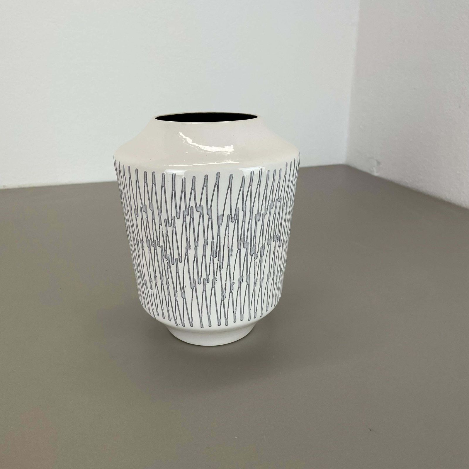 Rare White Zig Zag Fat Lava Ceramic Vases By Ilkra Ceramics, Germany 1970s photo furniture