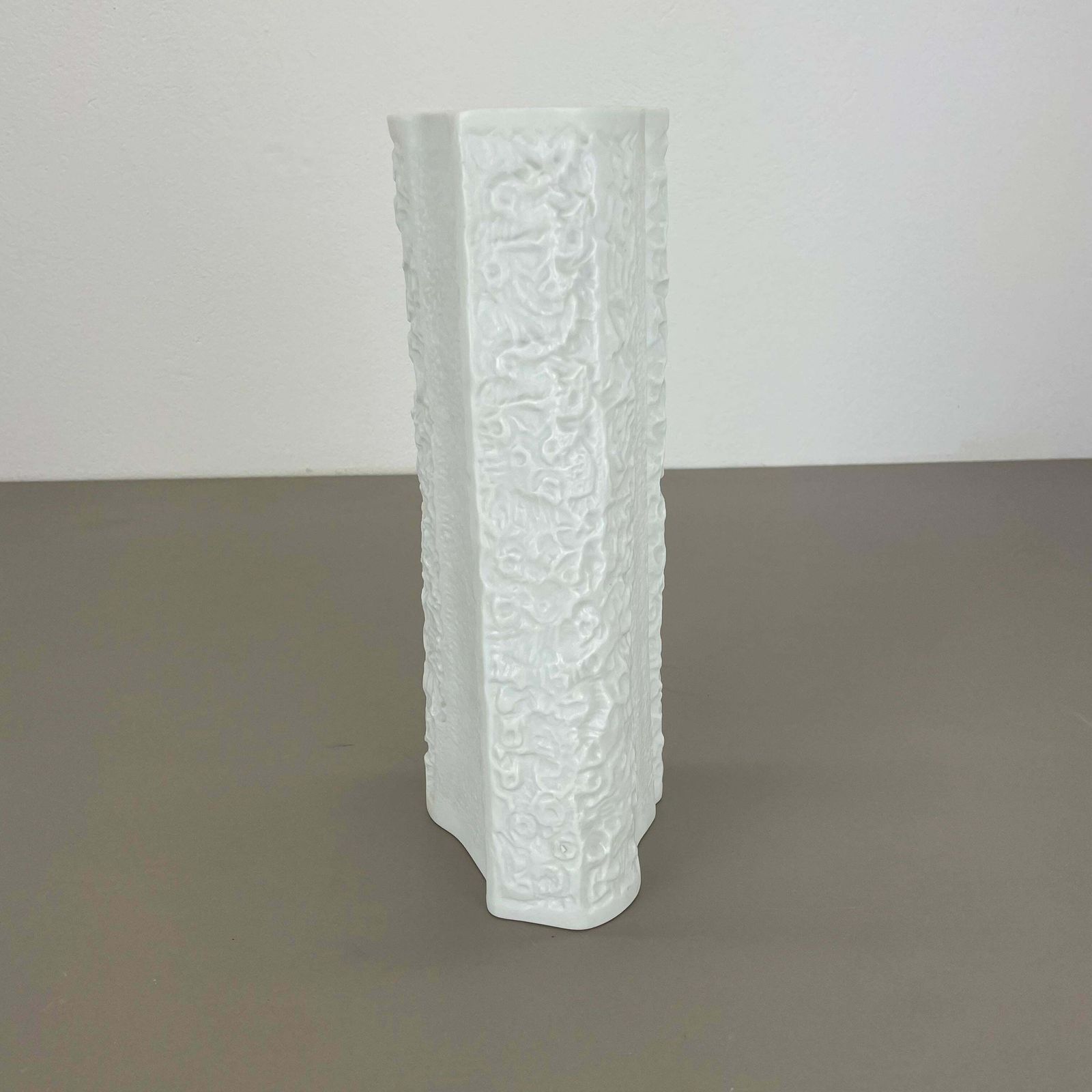Large 31cm Op Art Vase Vase Heinrich Fuchs For Hutschenreuther, Germany, 1970s photo 523.0