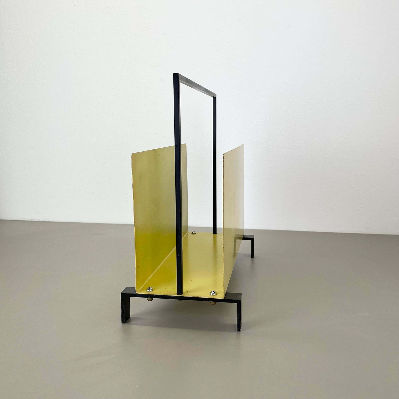Unique Bauhaus Destijl Style Cubic Metal Magazine Holder, Netherlands 1970s photo for sale