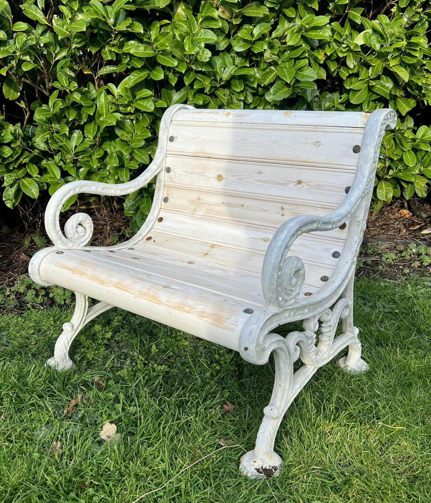 photo furniture Rare Set Of 4 Ex Calcutta Polo Club Victorian Garden Chairs