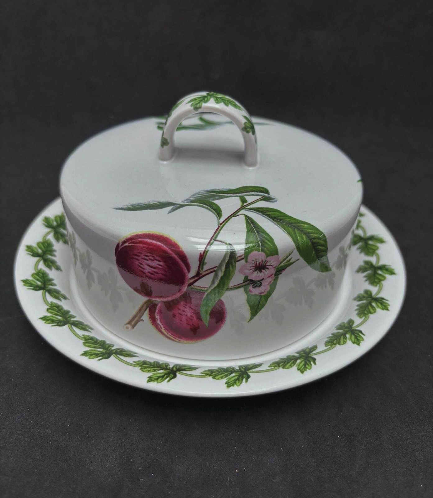 Butter Dish With Lid Or Cheese Covered Box Flowers Leaves White Decor Butter Botanic Decor Glazed Ceramic Rond Kitchen Coast