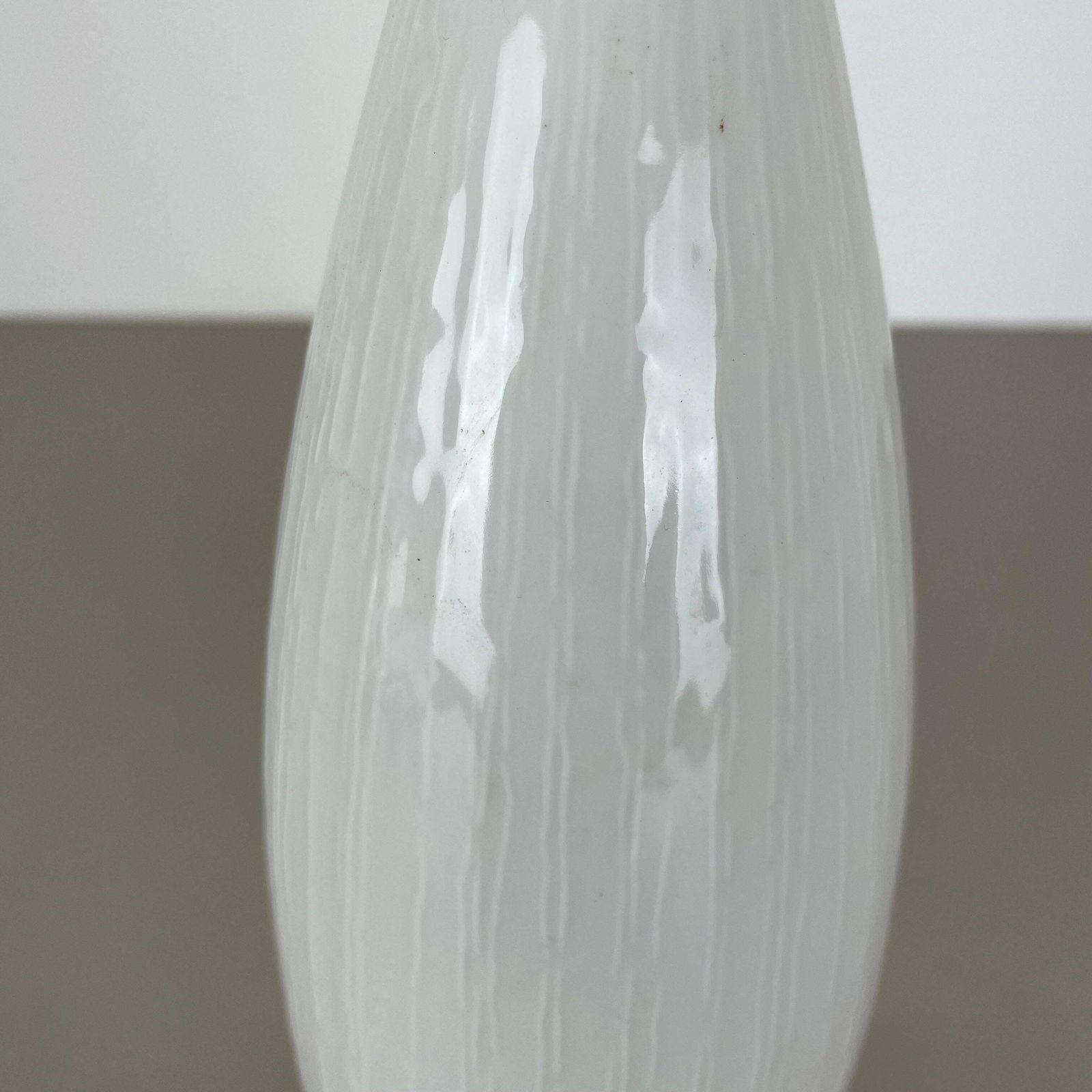 photo for sale Large 37cm Op Art Vase Vase Heinrich Fuchs For Hutschenreuther, Germany, 1970s