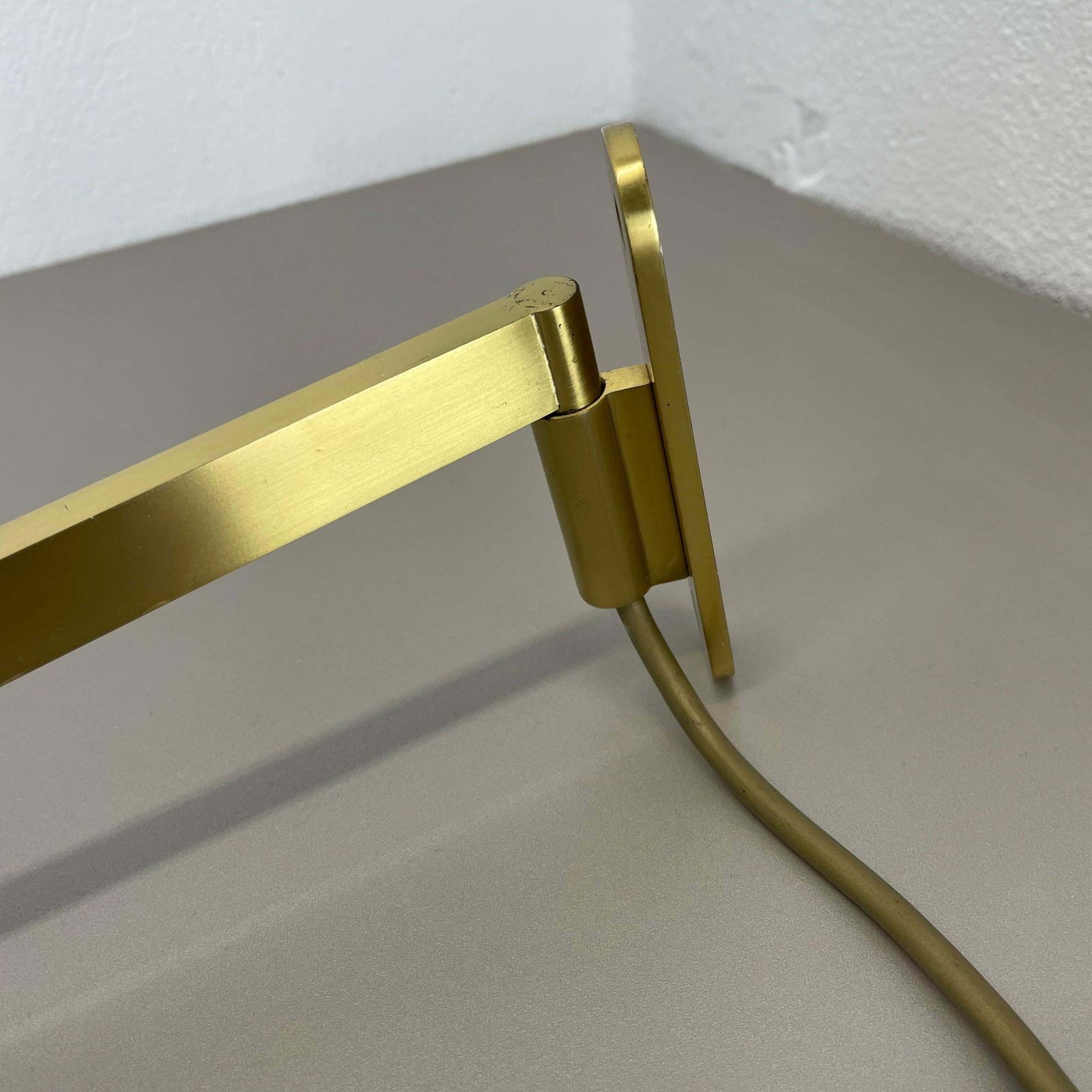 photo vinterior Large 77cm Stilnovo Style Omi Swing Arm Brass Acryl Glass Wall Light Italy 1970s