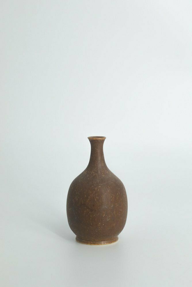 Small Mid Century Scandinavian Modern Collectible Brown Stoneware Vases By Gunnar Borg For Höganäs Ceramics, 1960s, Set Of 4 photo vinterior