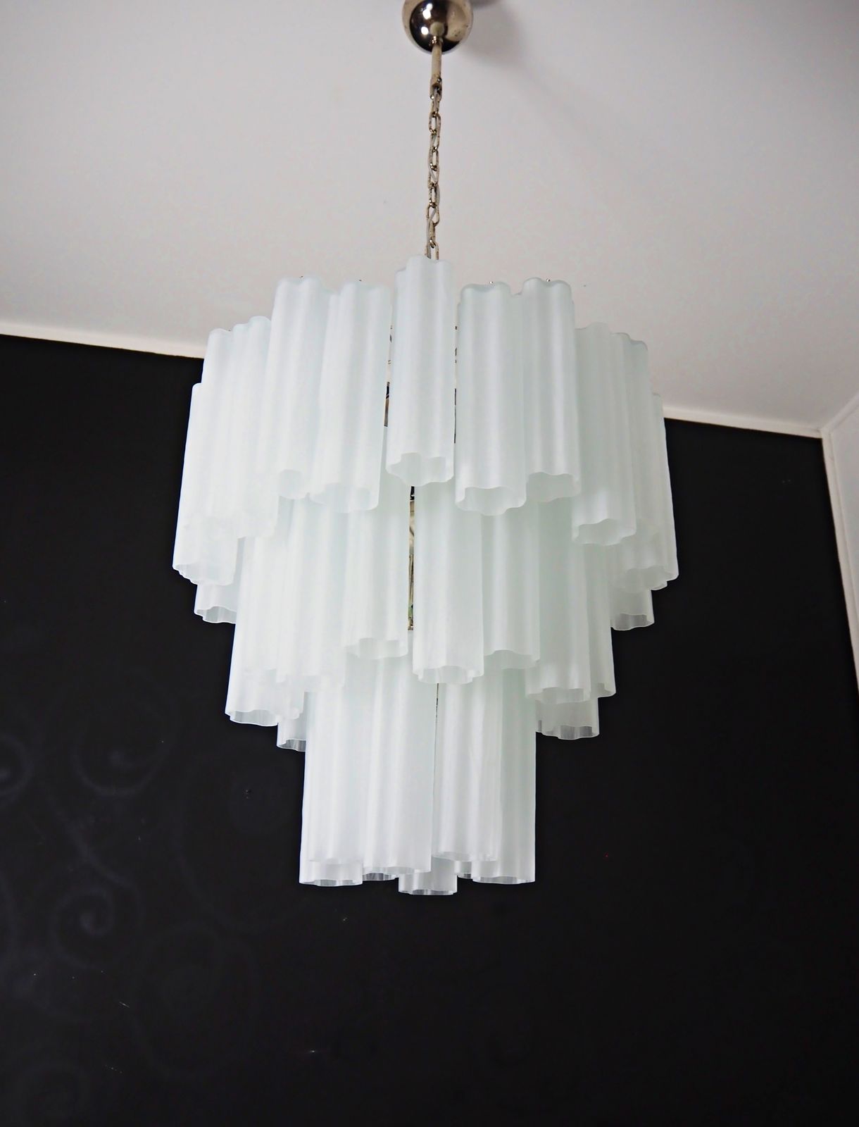 photo vintage Large Three Tier Venini Murano Glass Tube Chandelier   Etched Glass