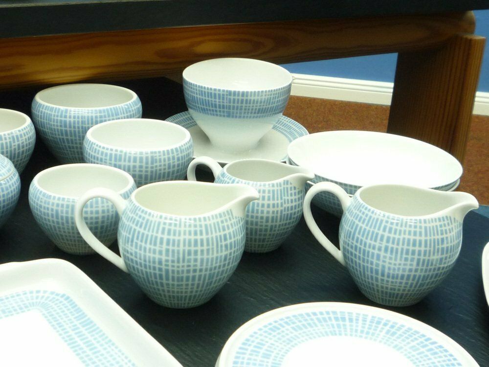 photo vinterior German Mid Century Porcelain Tableware Set By Heinrich Löffelhardt For Arzberg, 1950s, 98 . Set