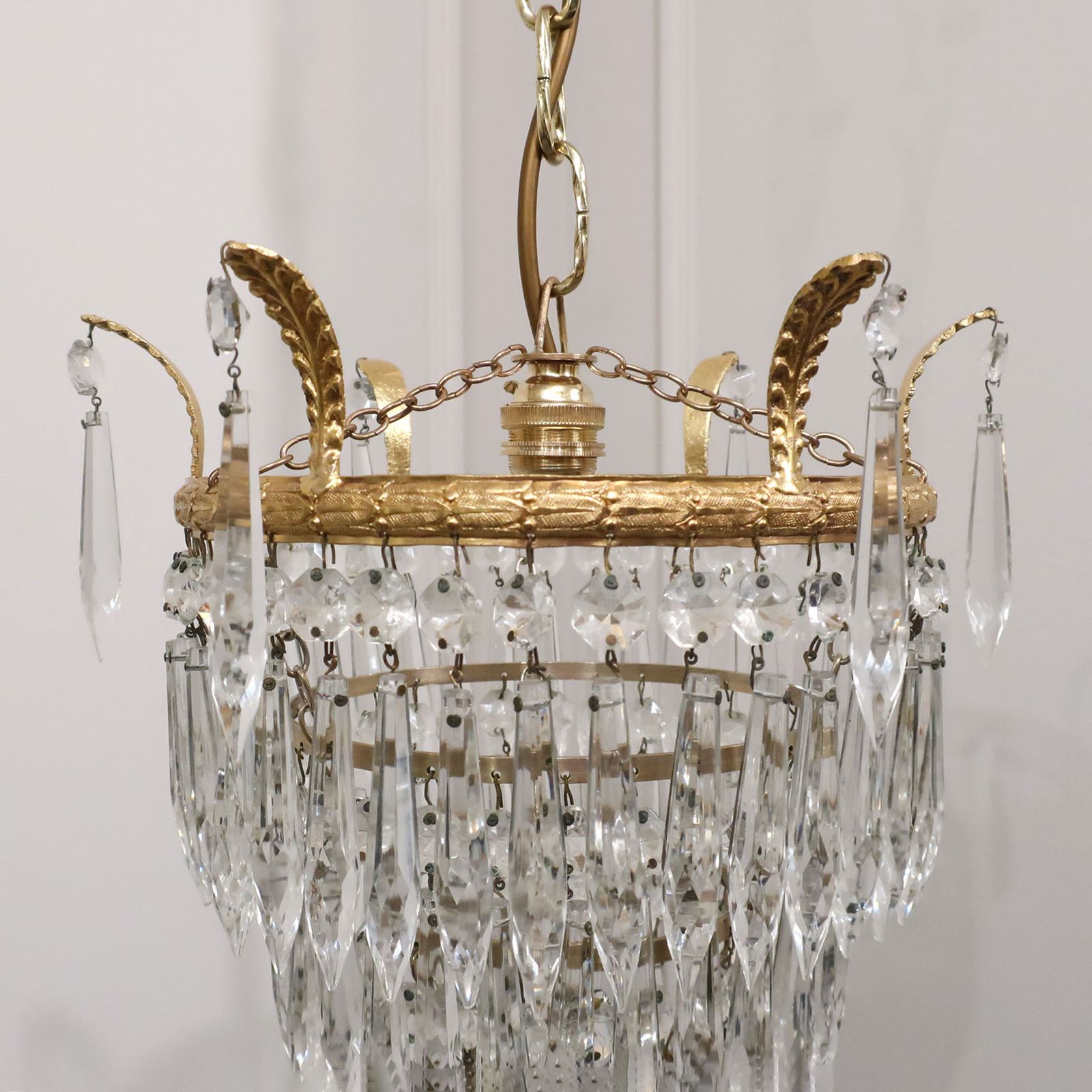 Italian Art Deco Four Tier Crystal Glass Chandelier photo Lighting