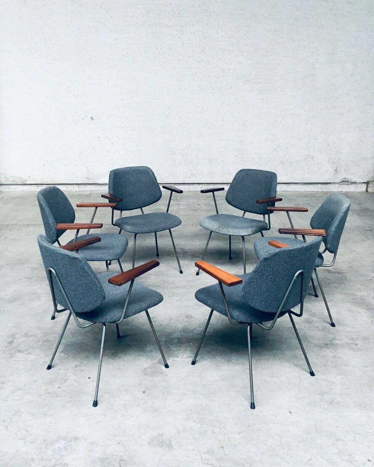 Midcentury Modern Design Office Chair Set By Wim Rietveld For Kembo, Netherlands 1950's