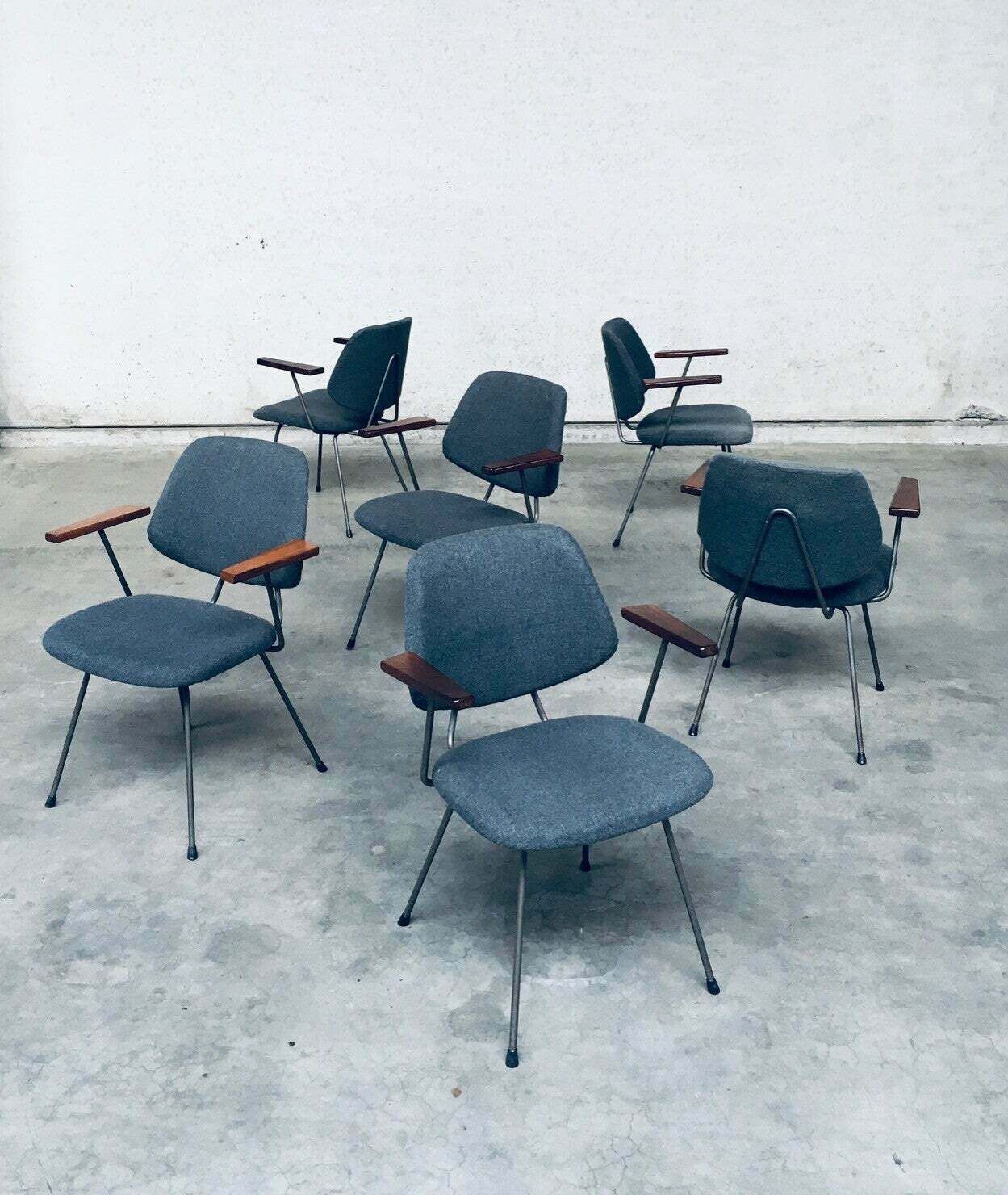 Mid Century Modern Bureaustoelset Van Wim Rietveld Voor Kembo, Nederland, Ca. Jaren 1950 photo 2450.0