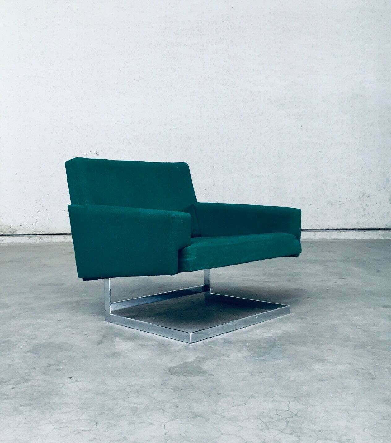 Mid Century Modern Belgisch Design Zweefstoel, Jaren 1960 photo buy
