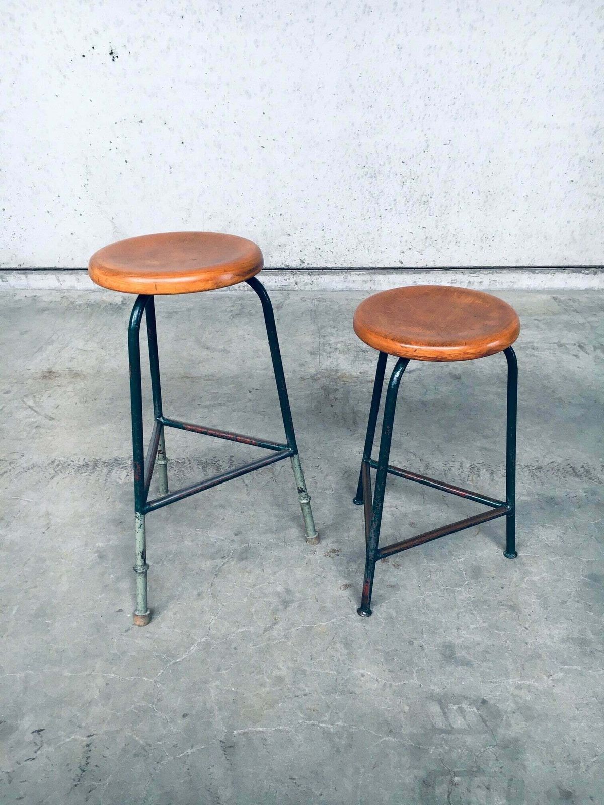Groene Driepoot Krukkenset, Industrieel Design, België, Ca. Jaren 1950 photo vinterior
