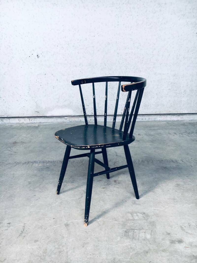 Midcentury Scandinavian Design Curved Spindle Back Side Chair, 1960's Denmark