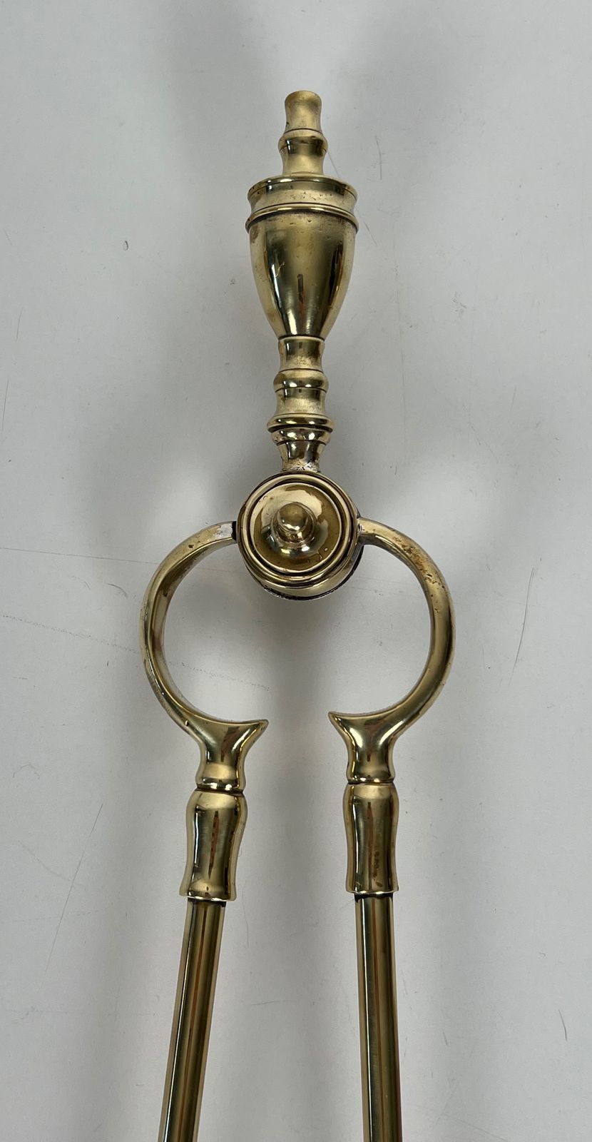 photo vinterior Neoclassical Style Brass Fire Kit