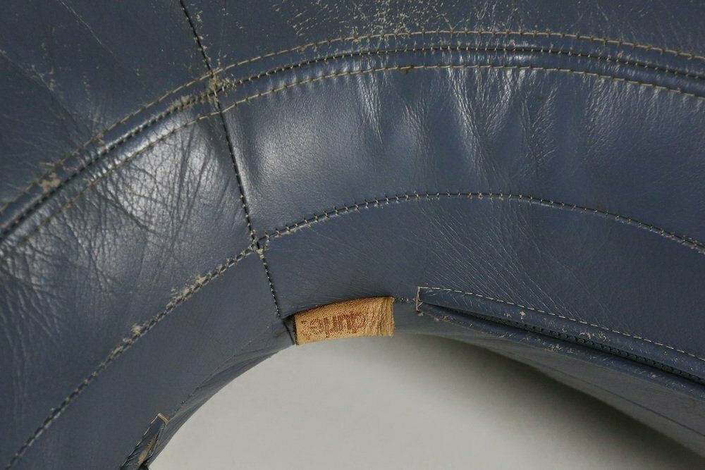 photo vintage Leather Pouf By Lowie Vermeersch For Durlet, 1999
