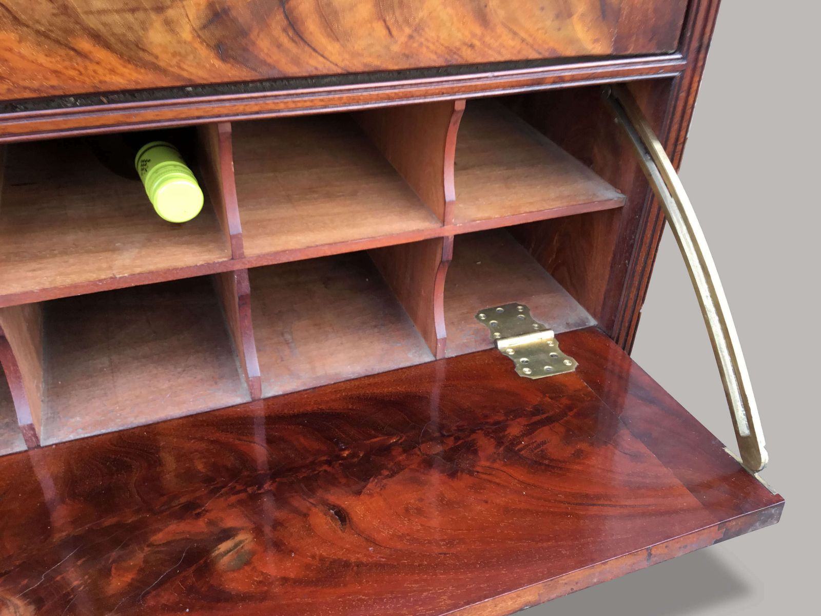 Excellent Quality C19th Mahogany Haberdashery Cabinet / Office Cabinet photo vinterior
