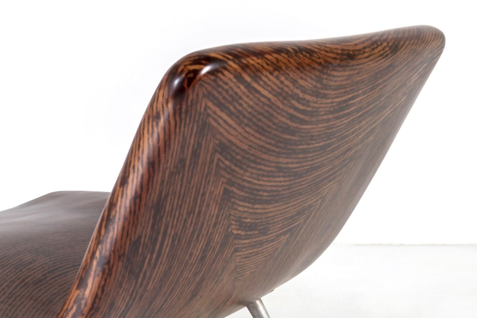 photo furniture Designer Clayton Tugonon Coconut Lounge Chair And Table Set | Coco Twig Furniture By Snug