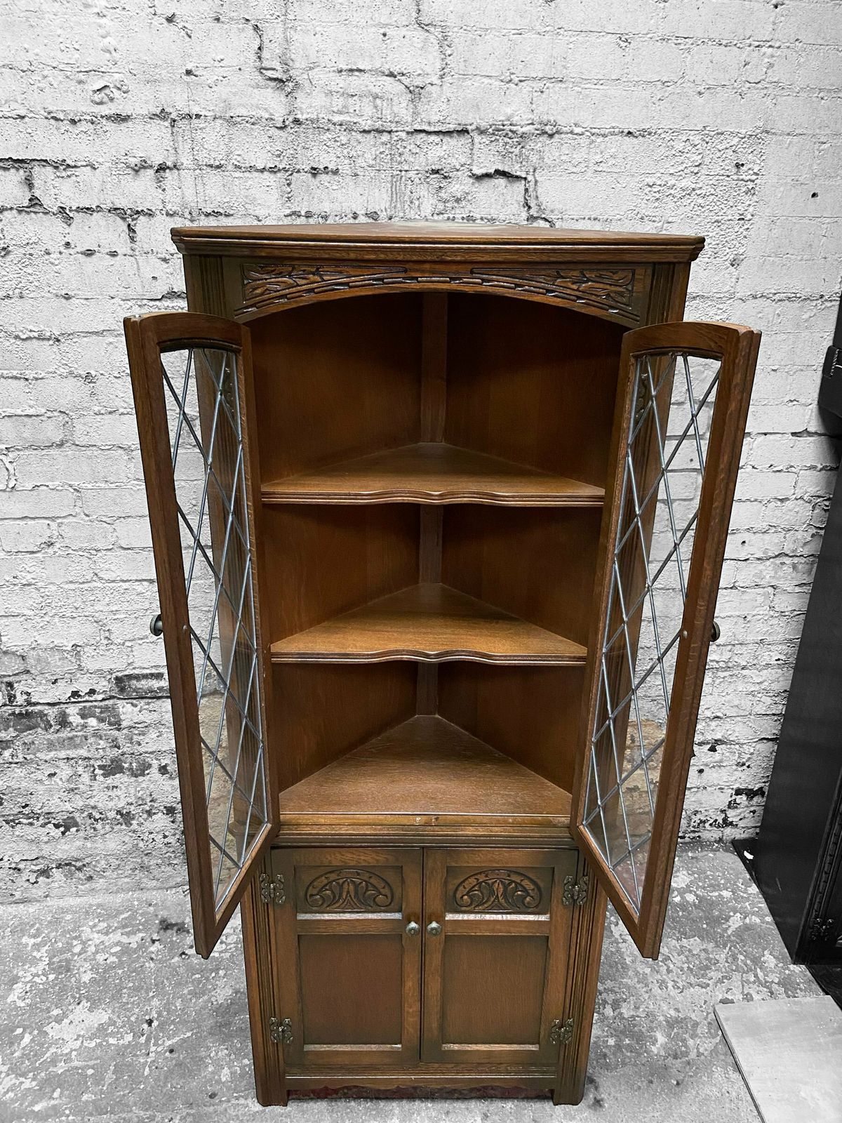 Old Charm Wood Brothers / Oak Corner Cabinet / Light Oak Traditional Colour /Made In England Dated 1970s photo buy