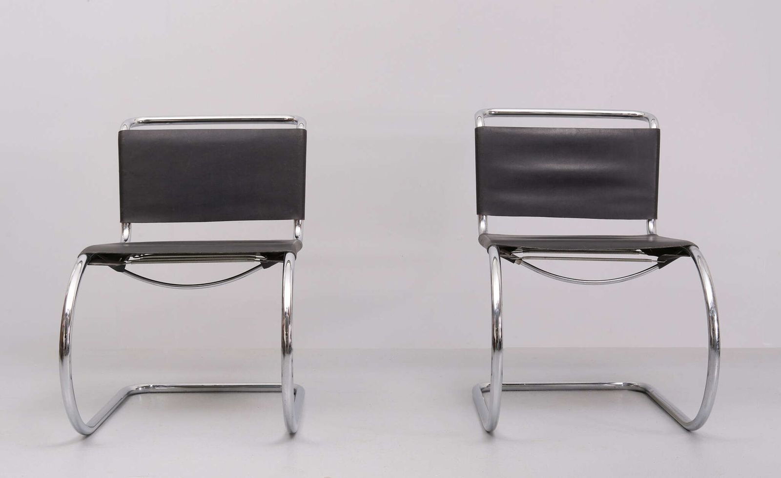 Early Set Ludwig Mies Van Der Rohe Mr10 Cantilever Chairs photo buy