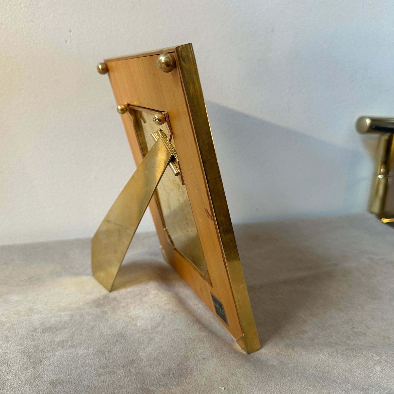 A 1970s High Quality Mid Century Modern Brass And Skin Italian Picture Frame photo Home Decor