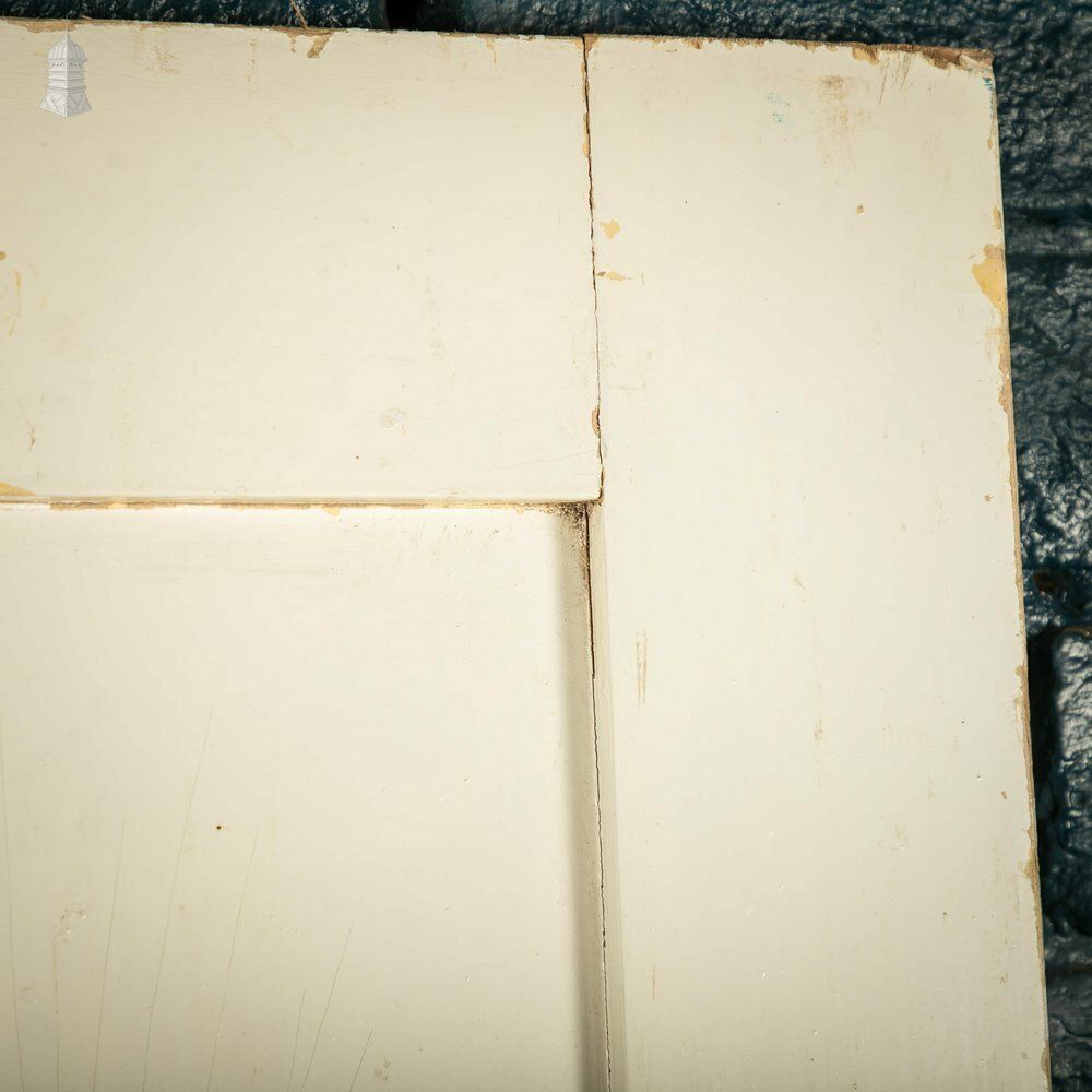 Pine Panelled Door, 4 Panel White Painted photo vinterior