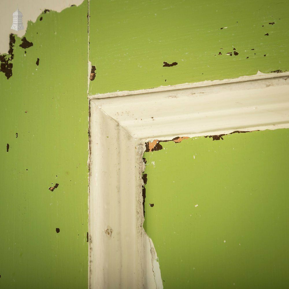 Pine Panelled Door, Moulded 4 Panel, White And Green Distressed Paint Finish photo 288.0