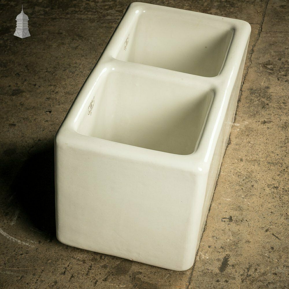 photo furniture 19th C Royal Doulton Double Laundry Sink