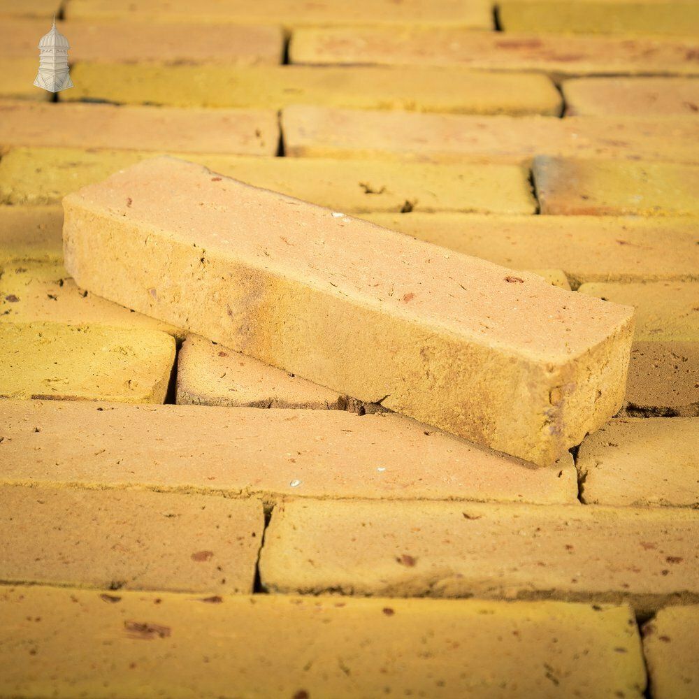 1650.0 Cut Buff Brick Floor, Batch Of 1100 – 13.5 Square Metres photo