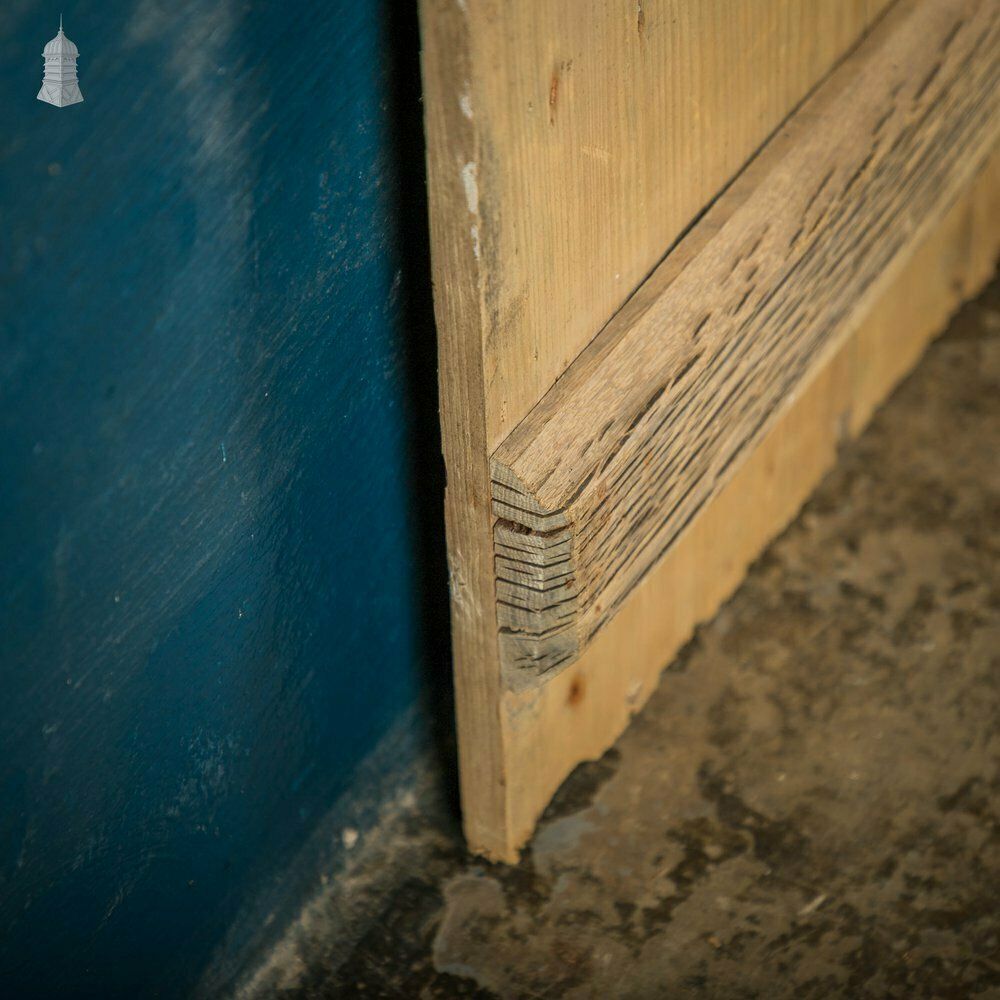 Ledged Pine Door, Georgian photo 480.0