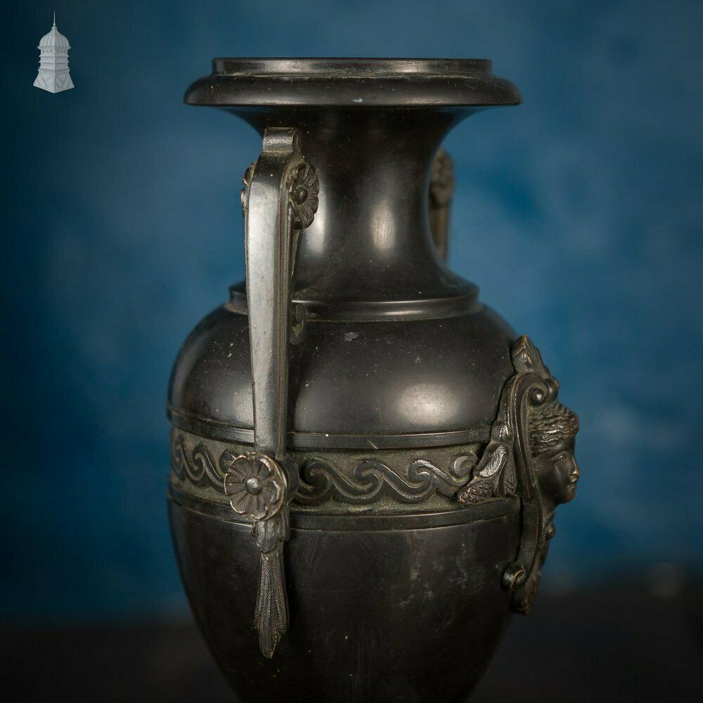 photo vintage 19th C Grand Tour Decorative Black Finish Bronze Mantle Piece Urn