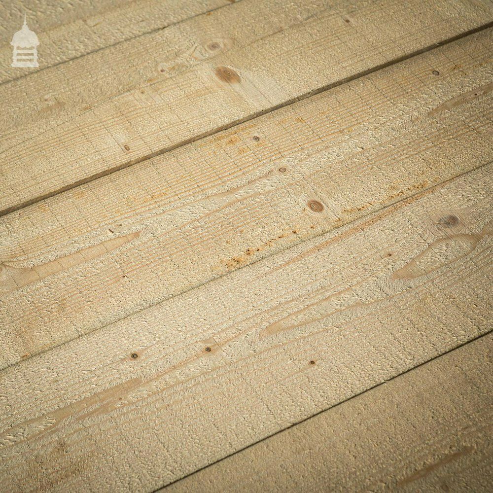Home Fixtures Batch Of 35 Square Meters Of Bandsawn Scaffold Board Wall Cladding photo