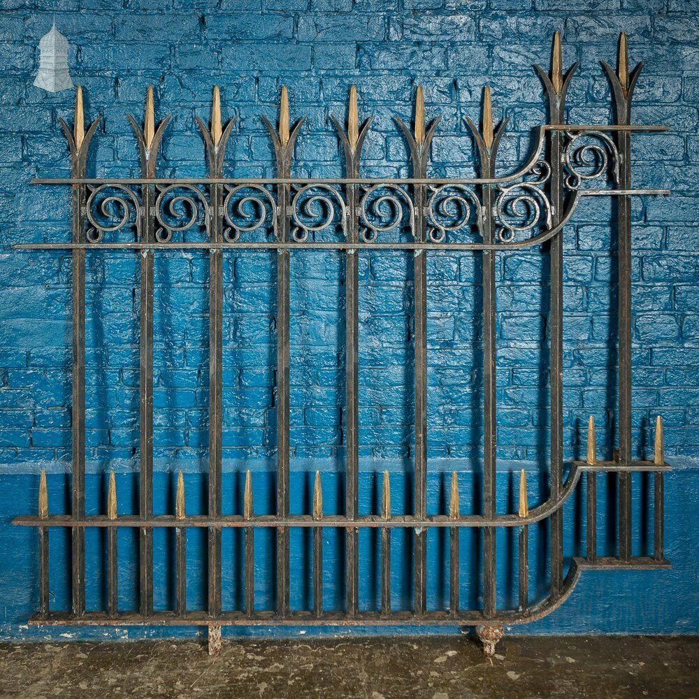 Early 19th C Norwich 'Boulton & Paul' Cast Iron Railings   45ft Run photo 5700.0