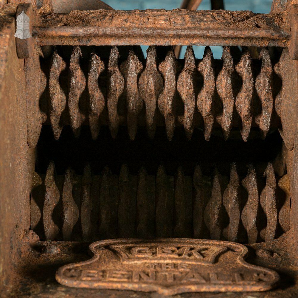photo vinterior 19th C Agricultural Chaff Cutter Manufactured By E.H Bentall & Co Heybridge