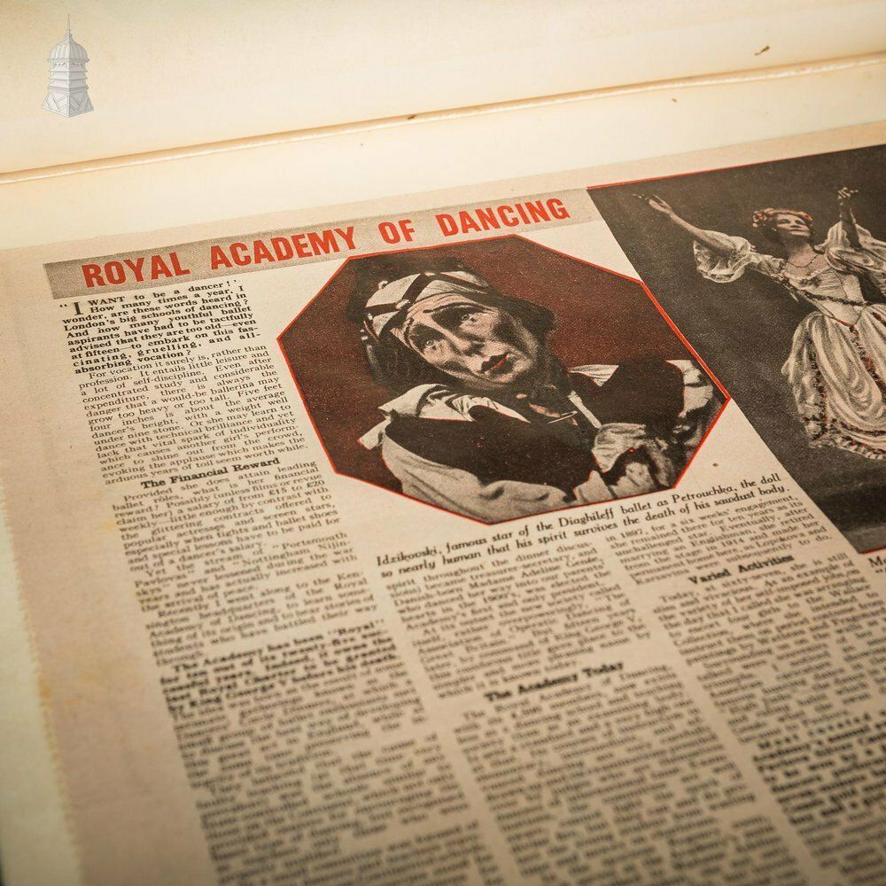 photo vintage Ipswich Museum Portrait Book Containing 1940’s Newspaper Clippings And Ballet Programmes From Theatre Royal Norwich