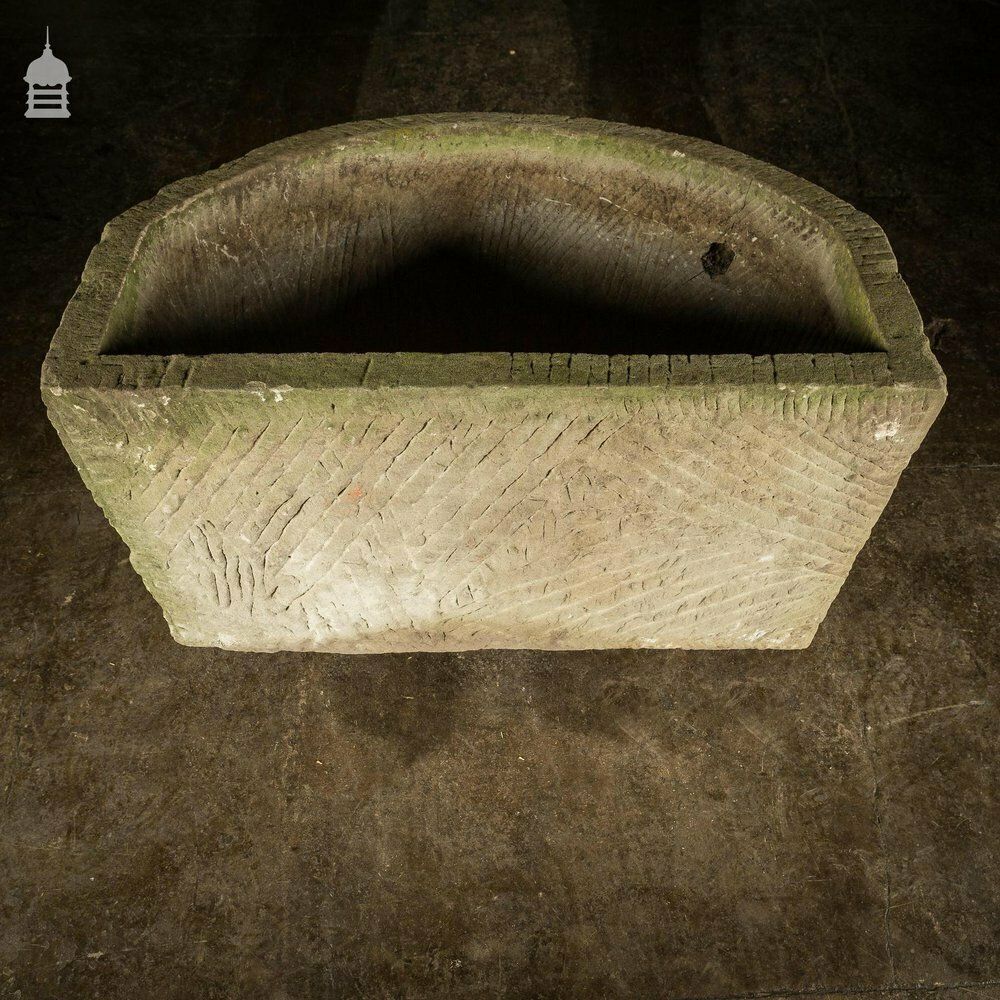 Georgian Bow Fronted Sandstone Trough With Decorative Detailing Reputedly From The Belvoir Estate [Number 3] photo vinterior
